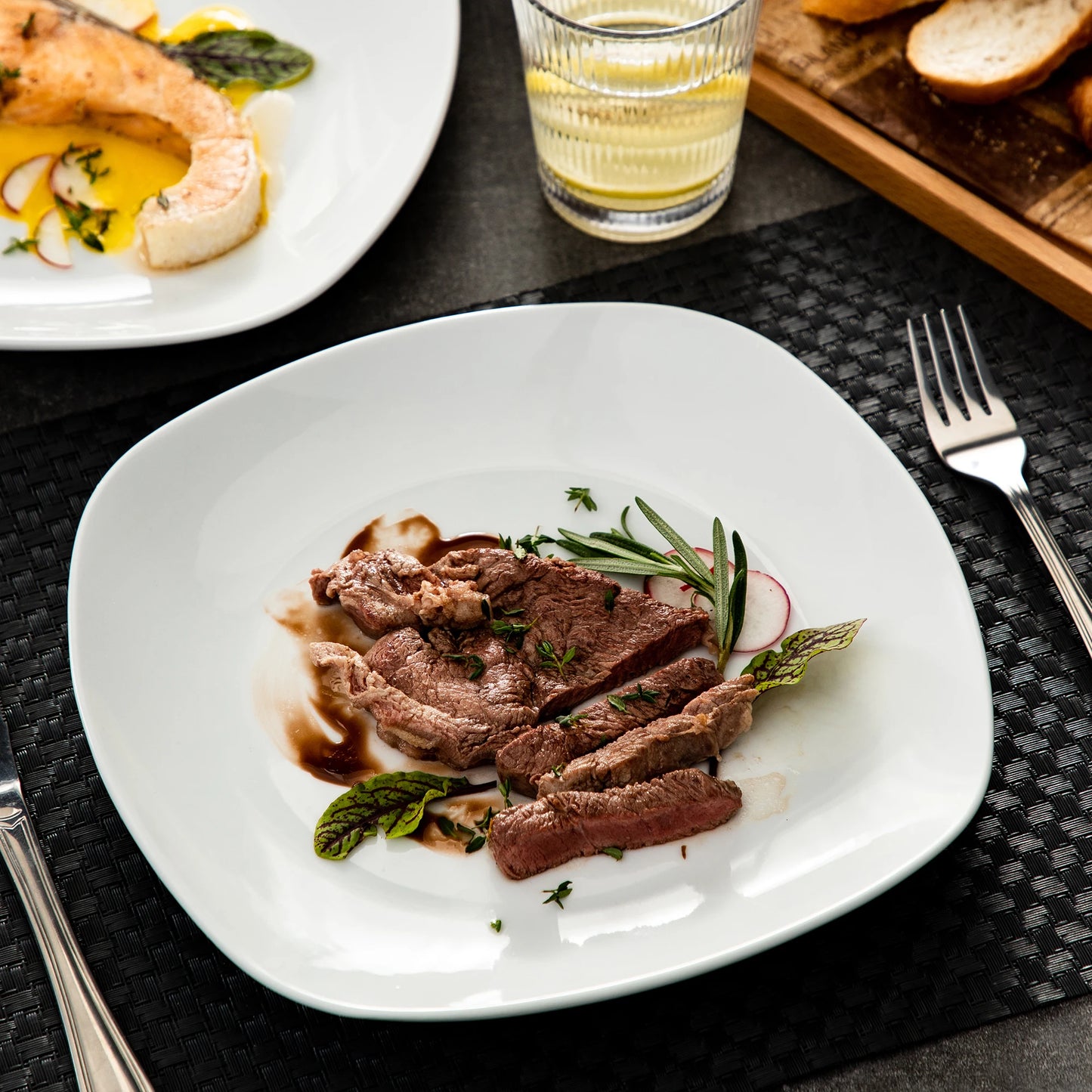 6-Piece 9.75" Ceramic White Porcelain Dinner Plate Set Beef Fruit Salad Plate Dishes Dinnerware Tableware Service