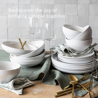 Coupe 16-Piece Porcelain Dinnerware Set – Modern Everyday Essentials